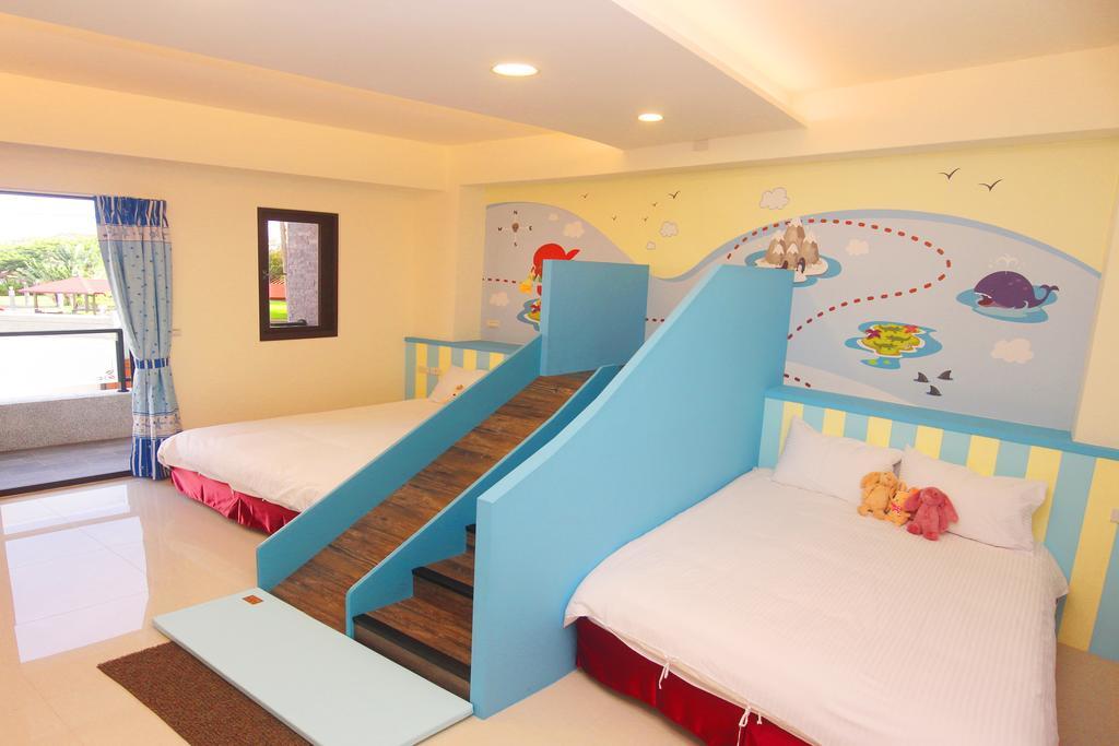 Childlike Innocence Homestay Hualien City Ngoại thất bức ảnh