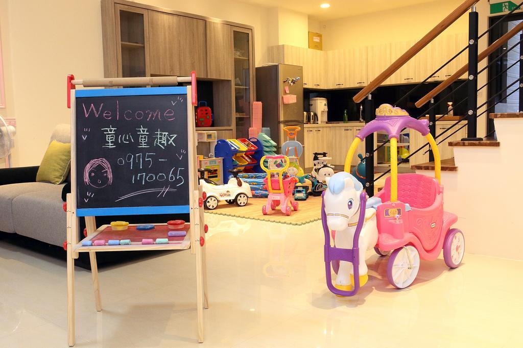 Childlike Innocence Homestay Hualien City Ngoại thất bức ảnh