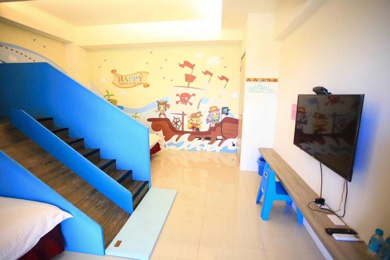 Childlike Innocence Homestay Hualien City Ngoại thất bức ảnh