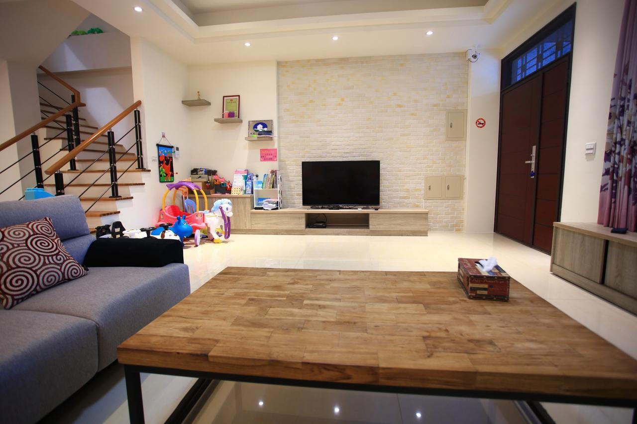 Childlike Innocence Homestay Hualien City Ngoại thất bức ảnh
