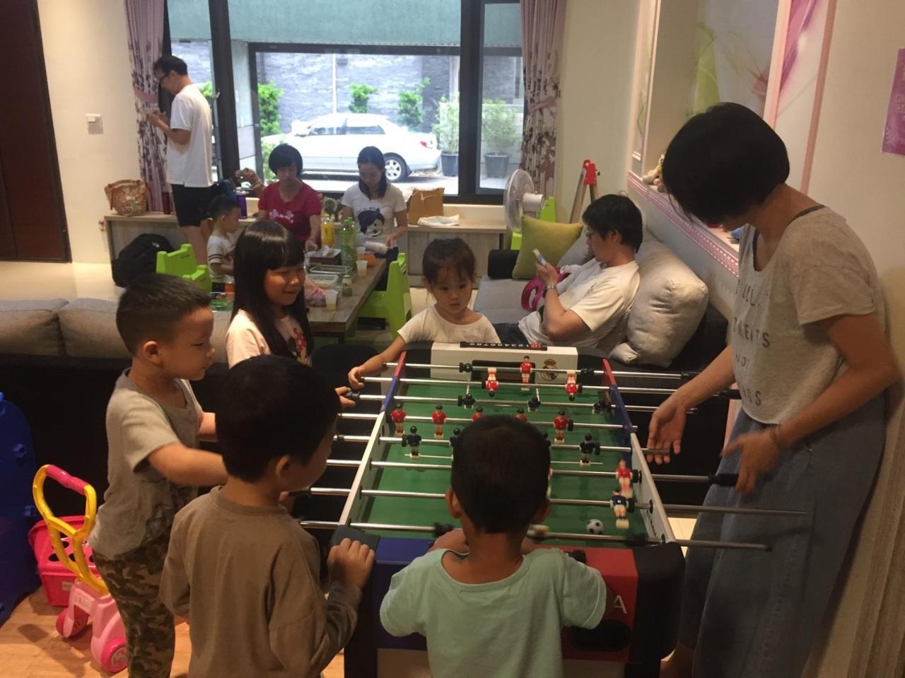 Childlike Innocence Homestay Hualien City Ngoại thất bức ảnh