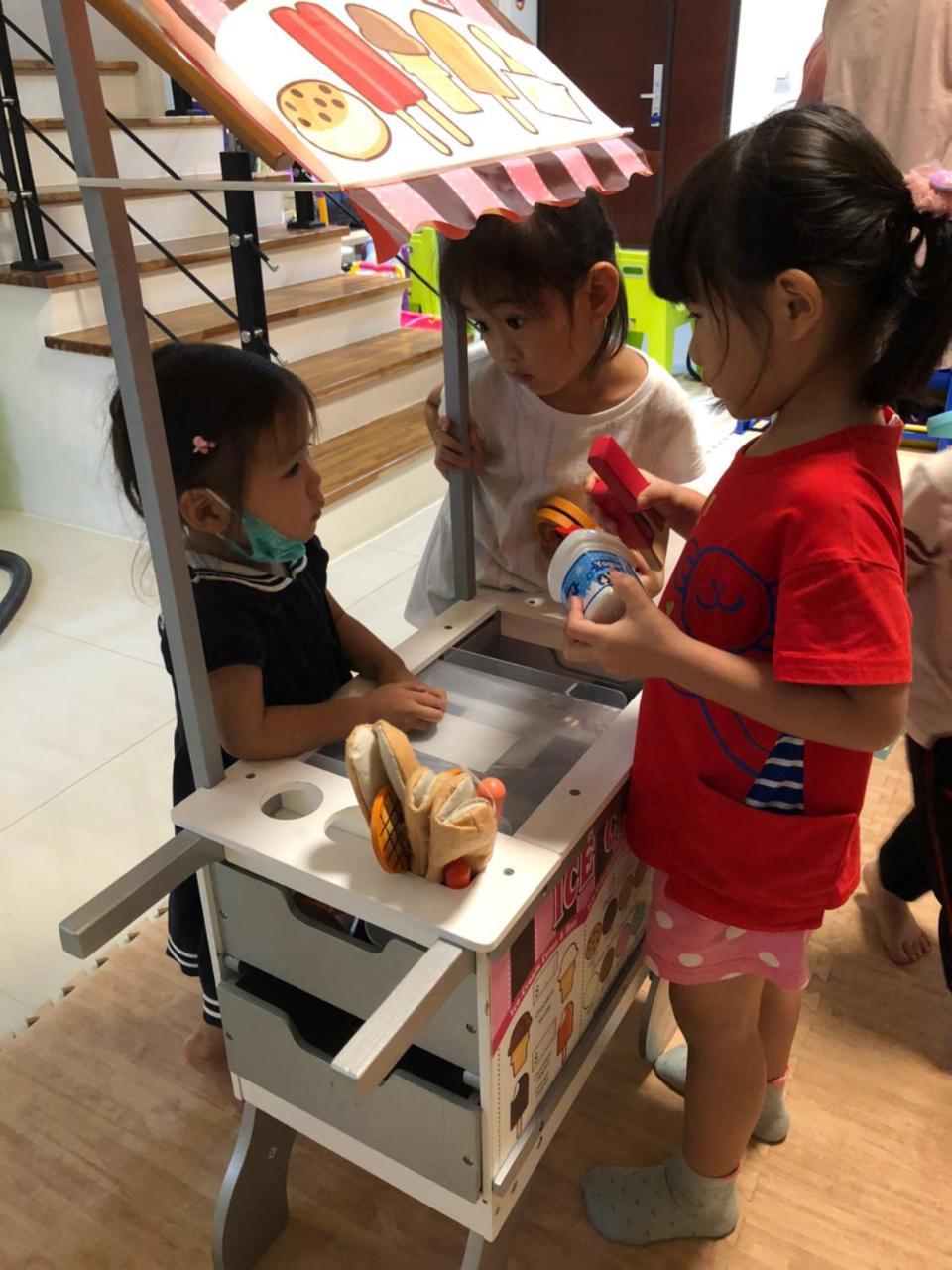 Childlike Innocence Homestay Hualien City Ngoại thất bức ảnh